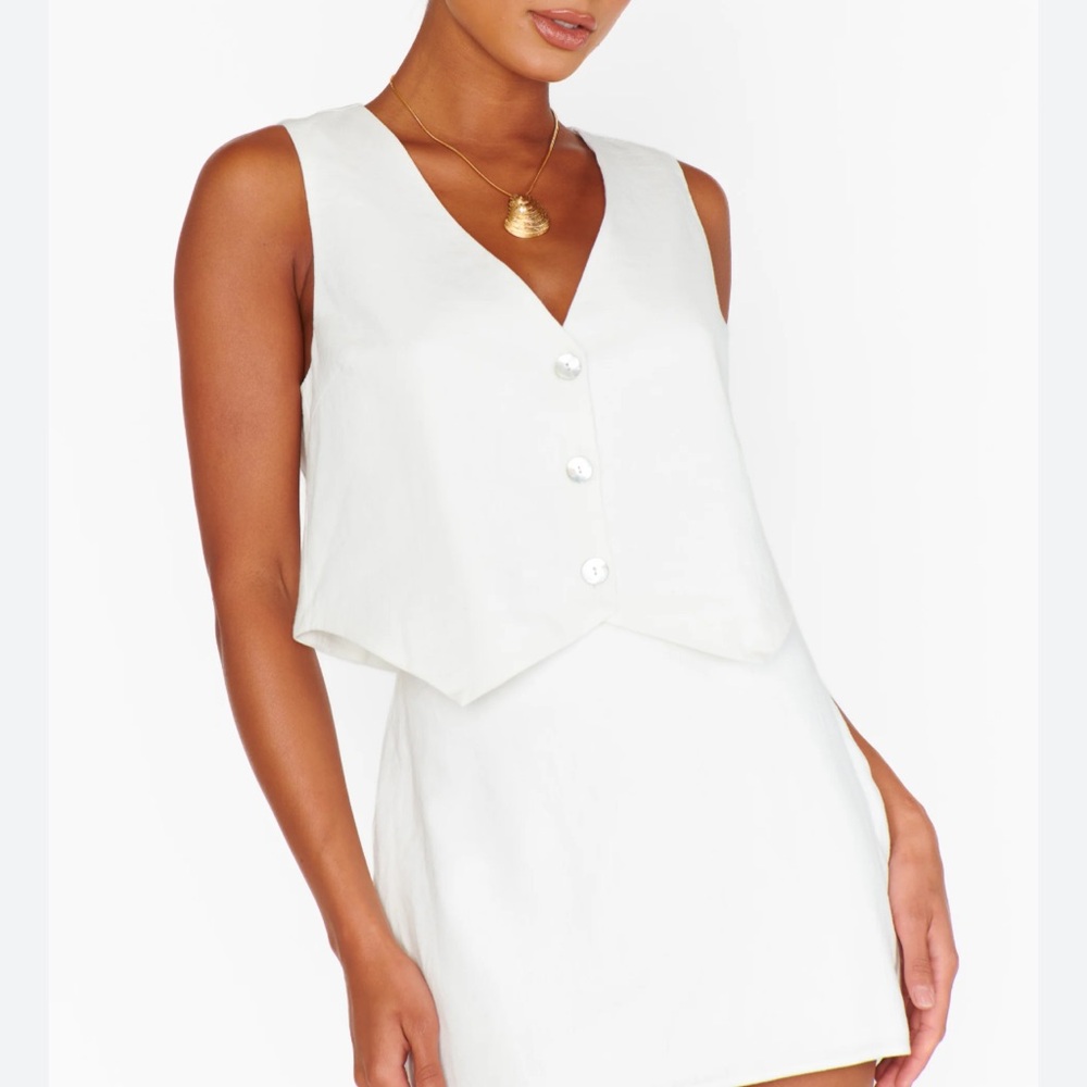 Mumu white linen vest and skort